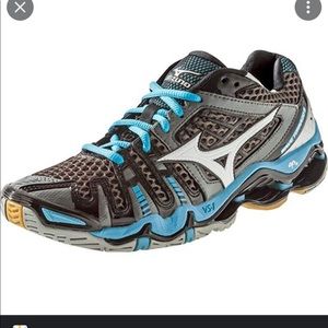 Mizuno Wave tornado 8 Woman’s Volleyball shoes